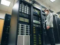 香港服务器租用：需要实名认证吗