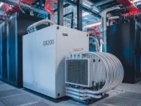 Blackwell GB300与GB200：数据中心液冷GPU技术对比