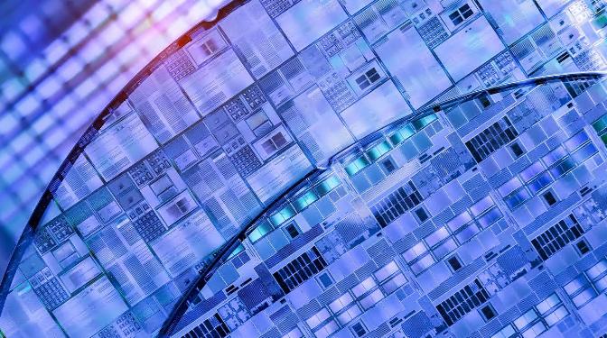 如何应对人工智能需求激增下的半导体供应挑战