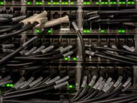 数据中心桥接技术：为何它对现代企业网络至关重要？