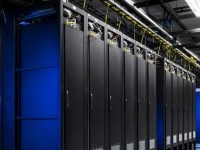 重庆服务器托管与租用的区别及选择指南